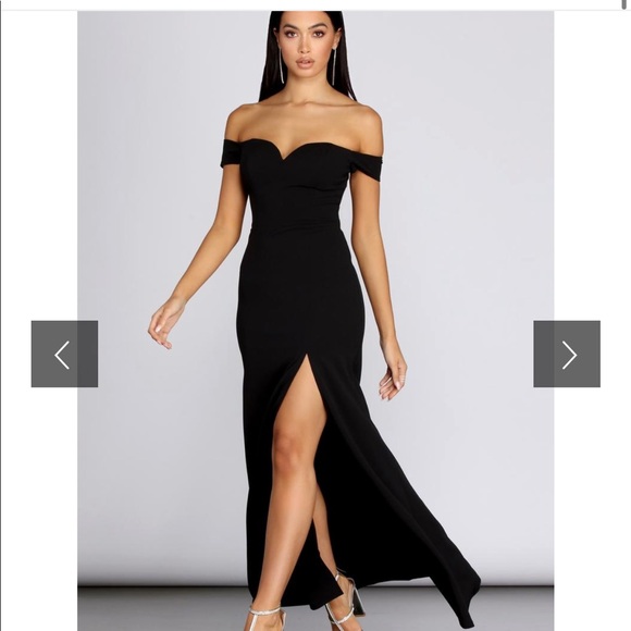 Black gown✨ - Picture 2 of 2